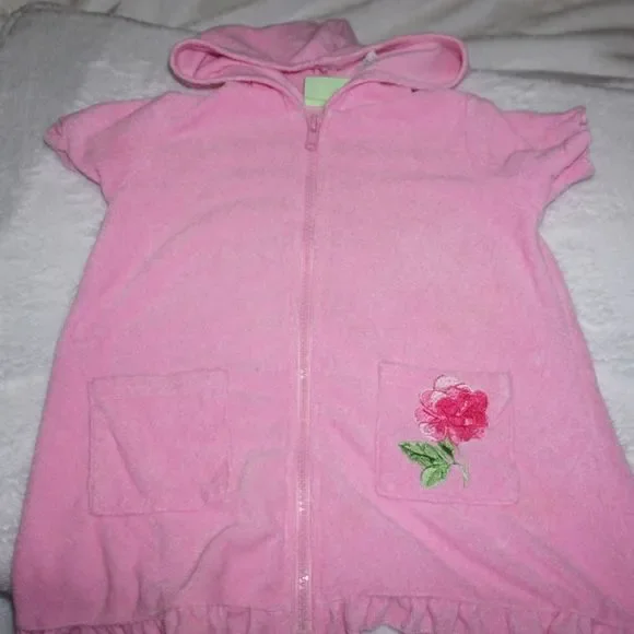 12 Month Top With Hood - Picture 1 of 3